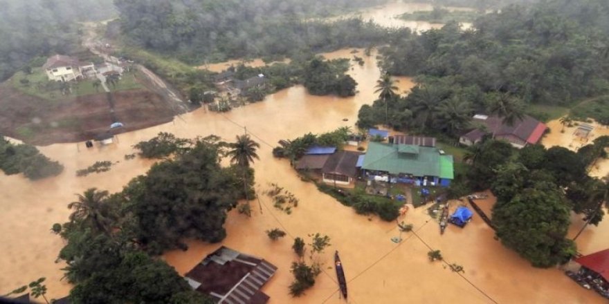 Malezya'da Sel Baskınlarında 11 Binden Fazla Kişi Tahliye Edildi 