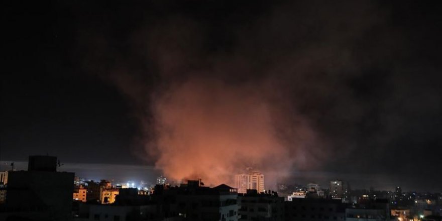 İşgalciler Gazze'ye Hava Saldırısı Düzenledi 