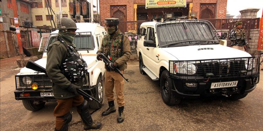 Hint ve Pakistan Askerleri Keşmir'de Çatıştı: 6 Asker Öldü
