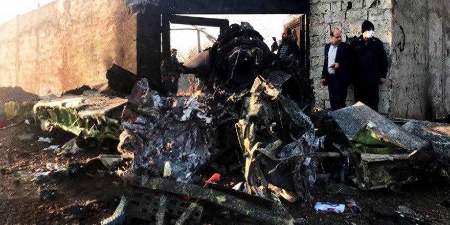 İran'da Yolcu Uçağı Düştü: 176 Kişi Hayatını Kaybetti 