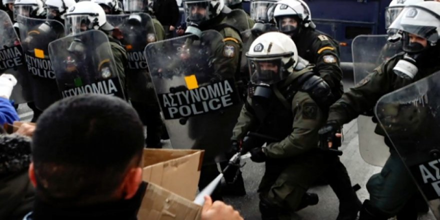 Yunanistan'da Göçmen Gerginliği