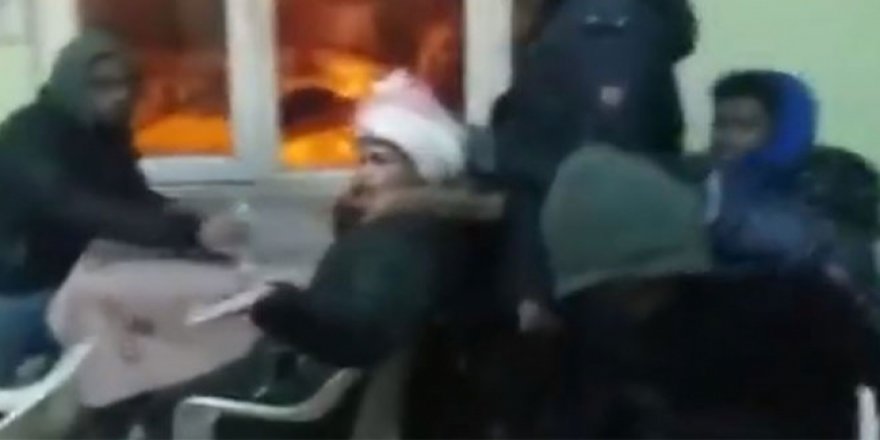 Yunanistan'ın Darbettiği Göçmenlere Edirneli Köylüler El Uzattı