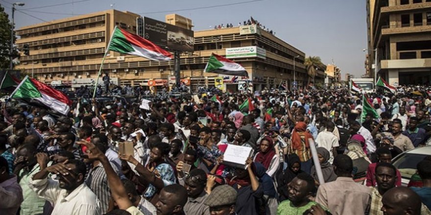 Sudan'da Ekmek ve Yakıt Protestoları Yeniden Başladı