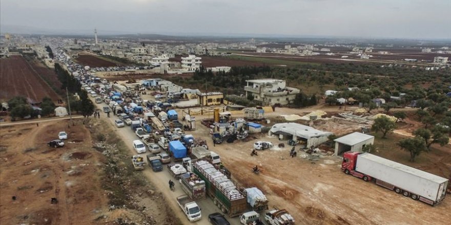 BM: İdlib'de Son 3 Ayda 830 Bin Kişi Yerinden Edildi