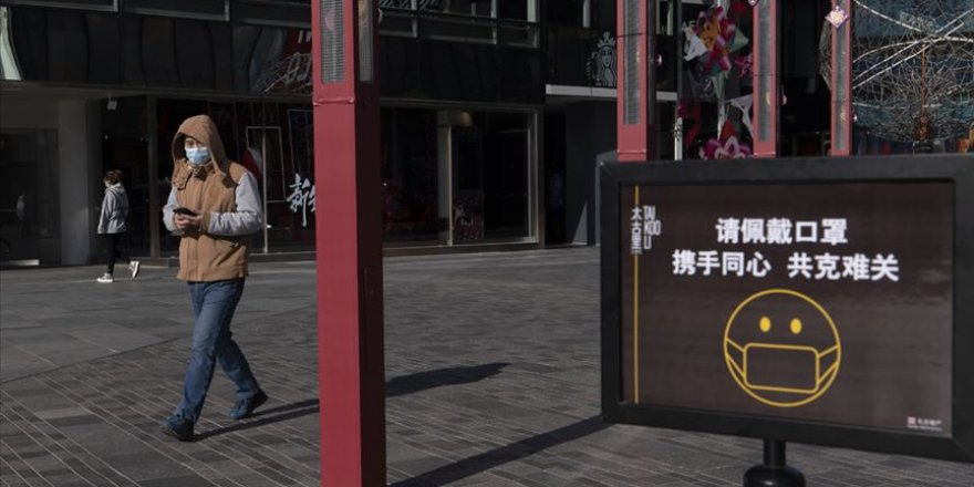 Koronavirüs Salgınında Ölenlerin Sayısı 2 Bini Aştı