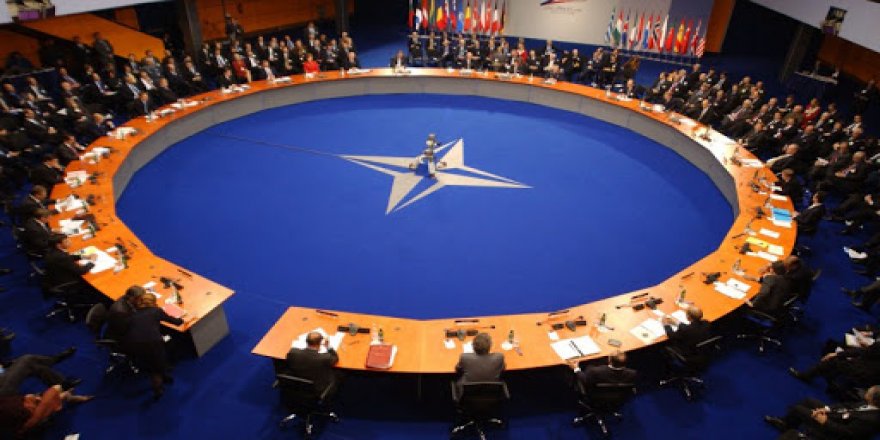 İsveç'te NATO adaylığı tartışması
