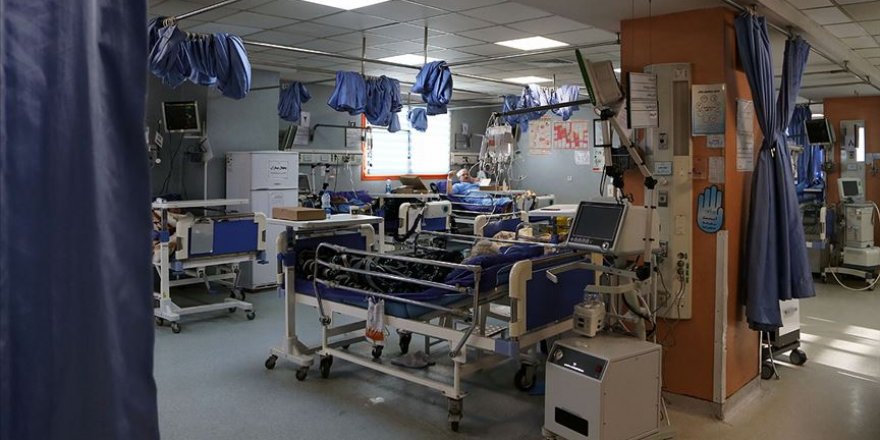 İranlı Yetkili: Tahran'ın Yüzde 40'ı Koronavirüse Yakalanabilir