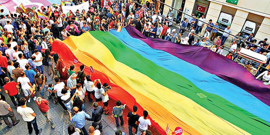 Kadıköy Belediyesi LGBTİ Sapkınlığını Sistematik Olarak Teşvik Ediyor
