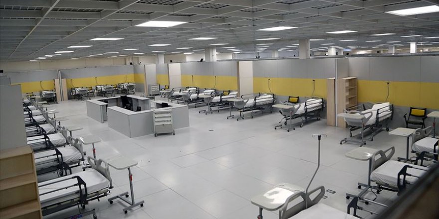 İran'da Fuar Alanları ve Spor Salonları Hastaneye Dönüştürülüyor