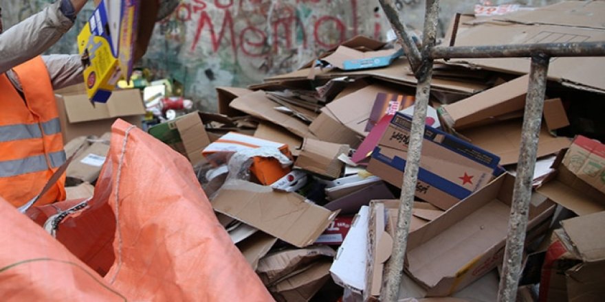 Ankara'da Kağıt Toplayıcılığı Yasaklandı