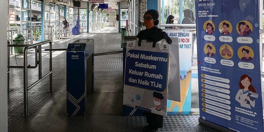 Endonezya'da Kovid-19 Nedeniyle Ulusal Afet İlan Edildi