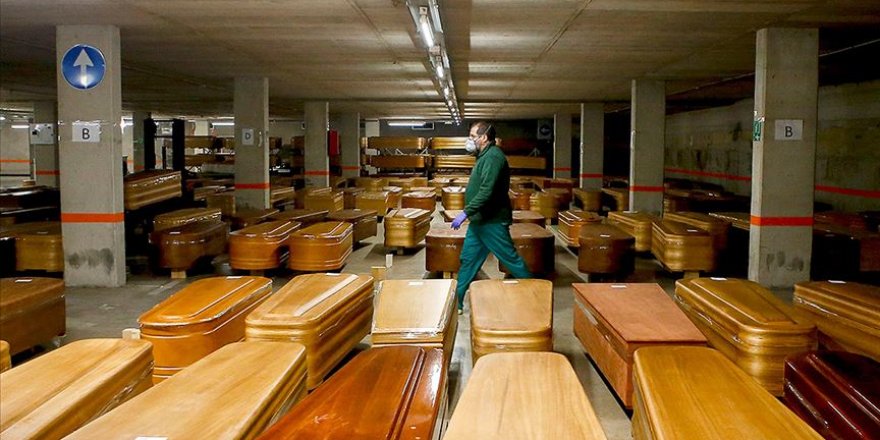İspanya'da Kovid-19'dan Ölenlerin Sayısı 18 Bin 56'ya Çıktı