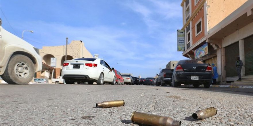 BAE Şirketleri Libya'da Hafter Milislerine 11 Bin Ton Jet Yakıtı Taşımış