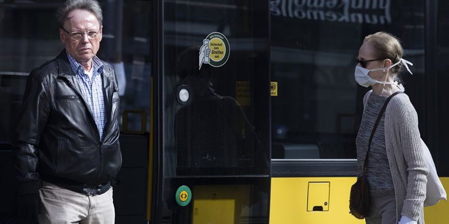 Almanya'da Kovid-19 Sebebiyle Ölenlerin Sayısı 5 Bini Geçti