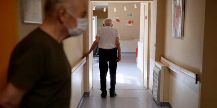 Dünyadaki Bakımevlerinde COVID-19 Bağlantılı Ölüm Oranları Dikkat Çekici