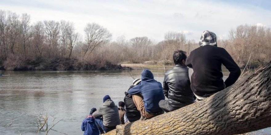 İran'a Geçmek İsteyen Afgan Mülteciler Nehre Atıldı İddiası