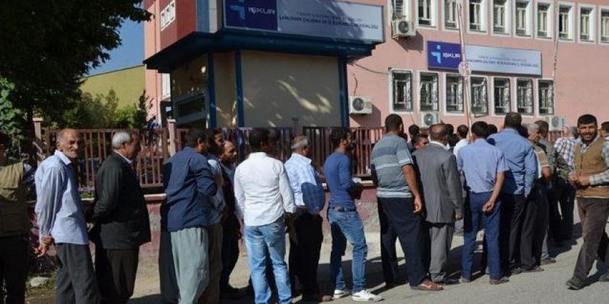 Şubat Ayında İşsizlik Oranı Yüzde 13,6 Seviyesinde Gerçekleşti