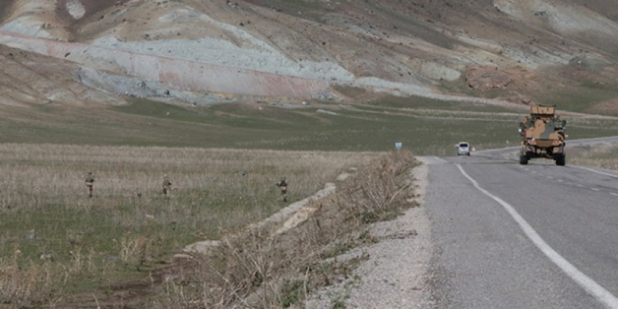 PKK'lılar Yardım Ekibine Saldırdı: 2 Ölü, 1 Yaralı