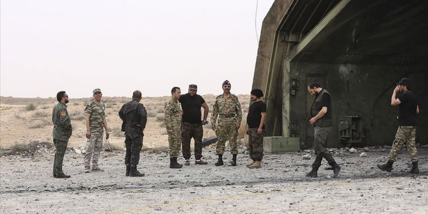Cezayir'deki Barış Toplumu Hareketi: Hafter'in Yenilgileri Cezayir'in Çıkarınadır