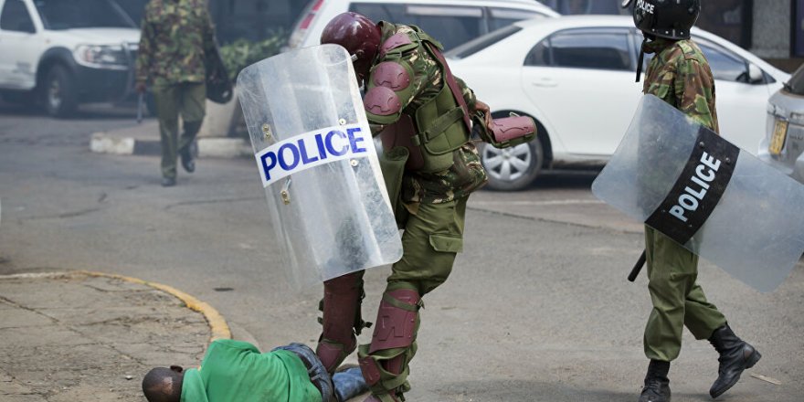 Kenya'da Güvenlik Güçleri Sokağa Çıkma Yasağına Uymayan 15 Sivili Öldürdü