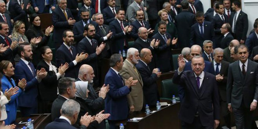 Siyasiler Neden Sürekli Cumhurbaşkanı’na Atıf Yapma İhtiyacı Hissediyor?