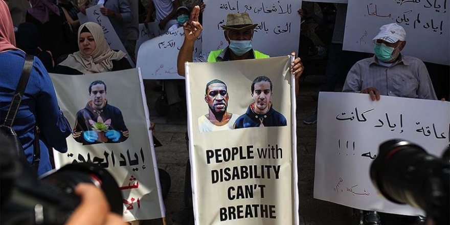 Filistinli Engelliler Otizmli Gencin Şehit Edilmesini Kudüs'te Protesto Etti