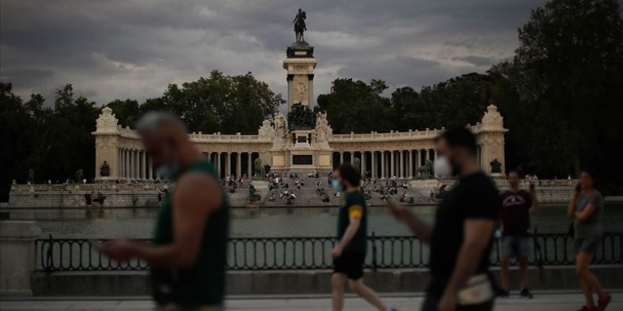 İspanya'da Kovid-19'dan Ölenlerin Sayısı 28 Bin 330 Olarak Güncellendi