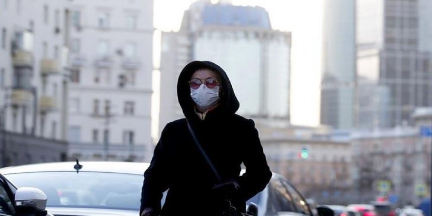 Rusya'da Kovid-19 Vaka Sayısı 620 Bini Geçti