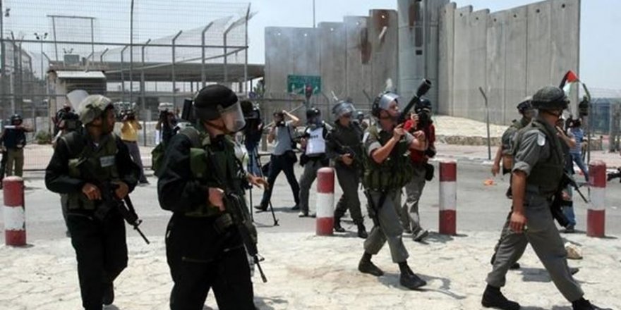 İki Siyonist Asker Yaralandı, İki Filistinli Tutuklandı