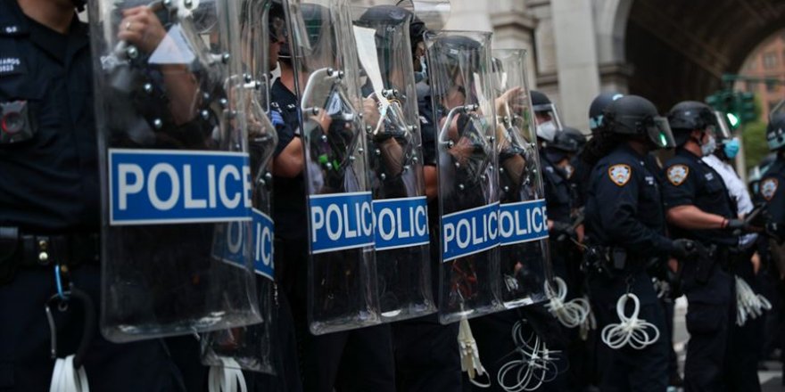 ABD'nin Protestocuların Oluşturduğu 'Özerk Bölge' Polis Müdahalesiyle Dağıtıldı