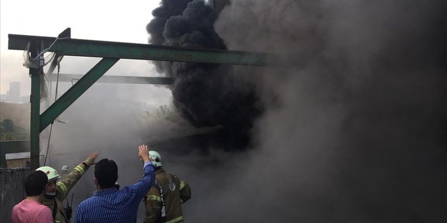 Başakşehir'de Fabrika Yangını
