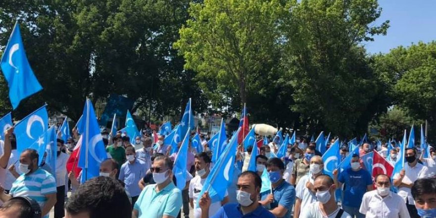 Urumçi Katliamı İstanbul’da Protesto Edildi