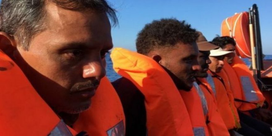 İtalya: Yardım Gemisinde Mahsur Kalan 180 Mülteciye İniş İzni Verildi