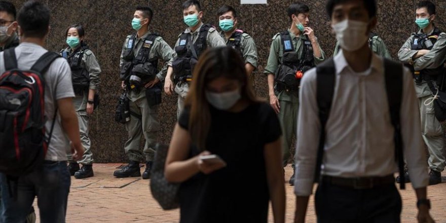 Hong Kong'da Polise Yeni Yetkiler Verildi