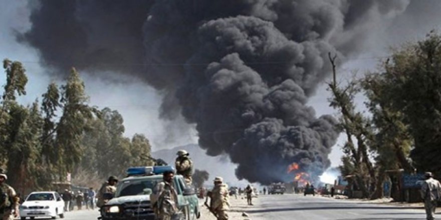 Afganistan'da Emniyet Müdürlüğü Binasına Bomba Yüklü Araçla Saldırı