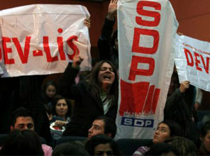 Canan Arıtman’a SDP Protestosu