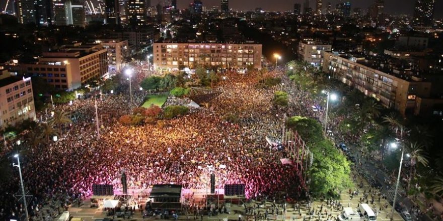 Tel Aviv'de Netanyahu Hükümeti Karşıtı Protesto Düzenlendi