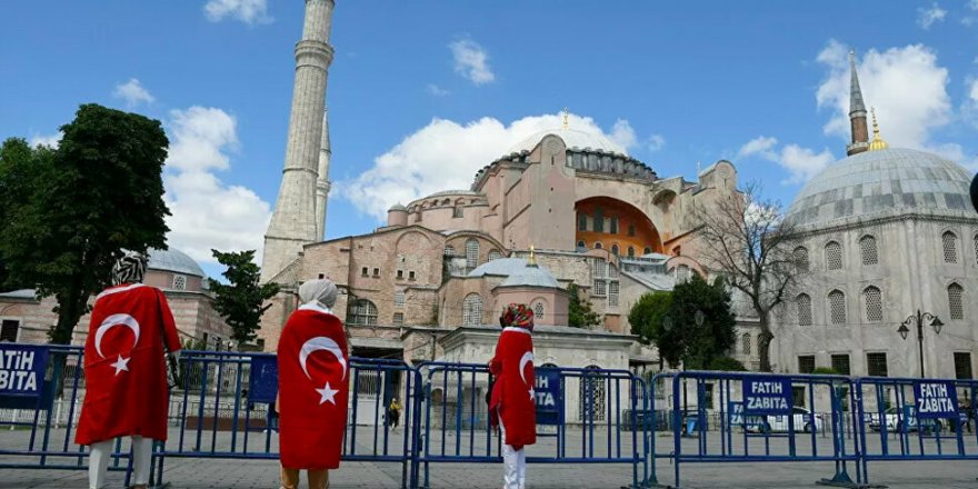 Ayasofya İçin ‘Bizans İmparatorluğu İkinci Kez Çöktü’ Yorumu
