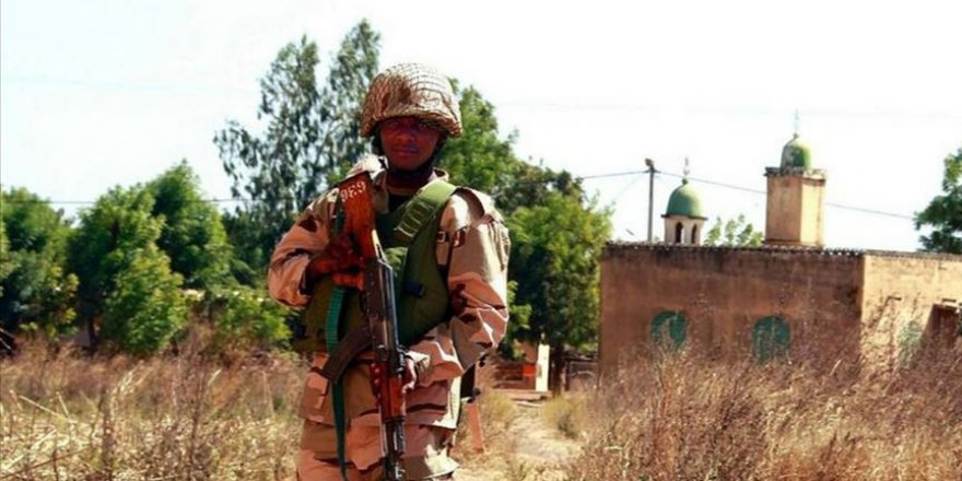 Nijerya'da 59 Silahlı Çete Üyesi Yakalandı