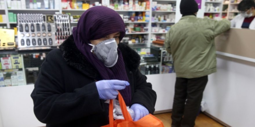 İran'da 185 kişi daha koronavirüsten öldü