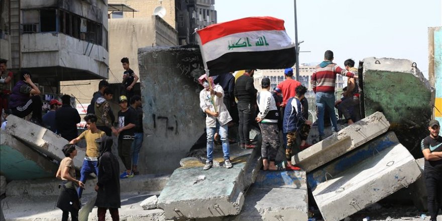 Bağdat’ta, hükümet karşıtı gösteriler yeniden alevlendi: 2 ölü