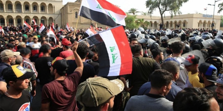 Irak'ta protestolar yine alevlendi: 2 ölü