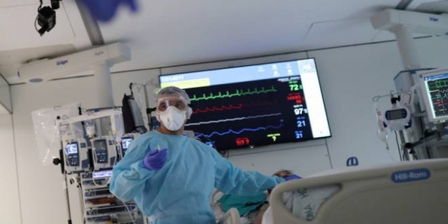 Rusya'da COVID-19 vaka sayısı 834 bini geçti