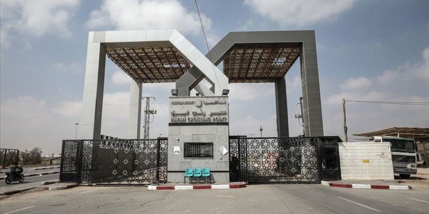 Gazze ile Mısır arasındaki Refah Sınır Kapısı istisnai olarak çift taraflı açılacak