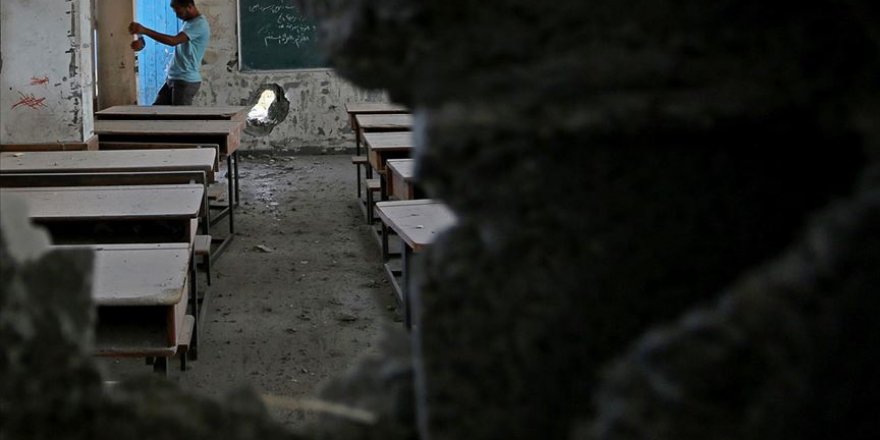 İsrail'den Gazze'deki bir okula füze saldırısı