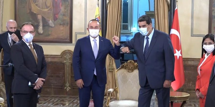 Bakan Çavuşoğlu, Venezuela Devlet Başkanı Maduro ile buluştu