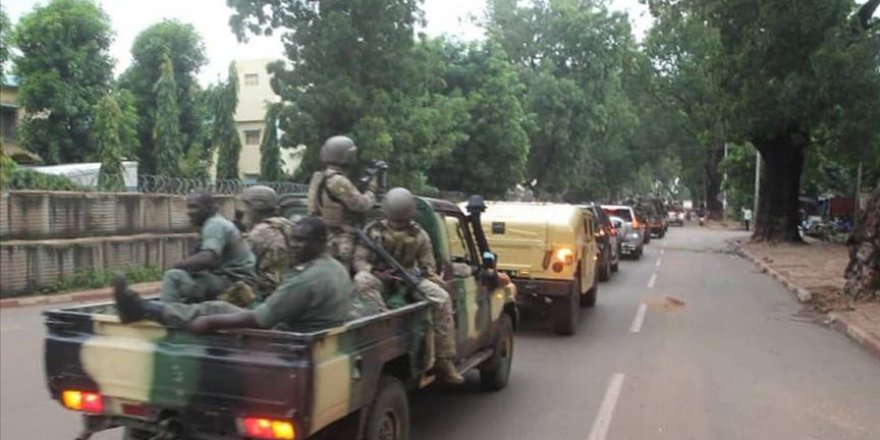 Mali’deki darbenin perde arkası