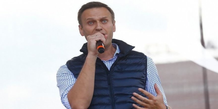 AB Navalnıy'ın Rusya dışında tedavi edilmesini istiyor