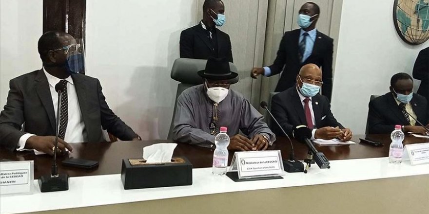 Batı Afrika bloğu: Mali'de kısmi uzlaşma sağlandı