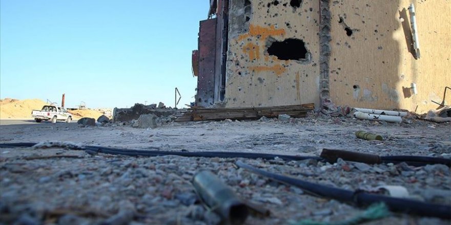 Hafter çetesi Sirte’de BAE’ye ait zırhlı araçla 1 sivili ezdi